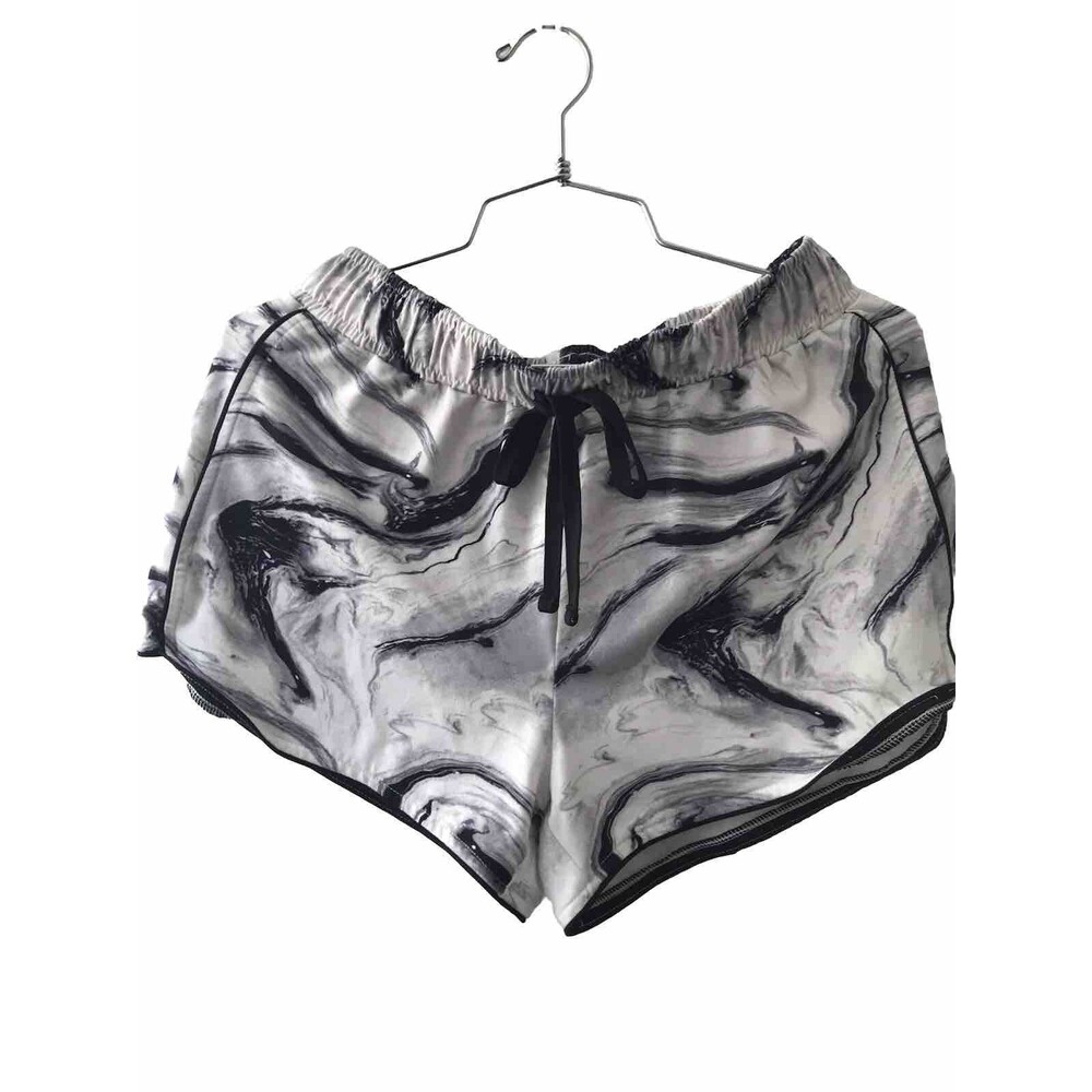 So Women’s Shorts White And Black Color Size M Style# JG01A11ORP